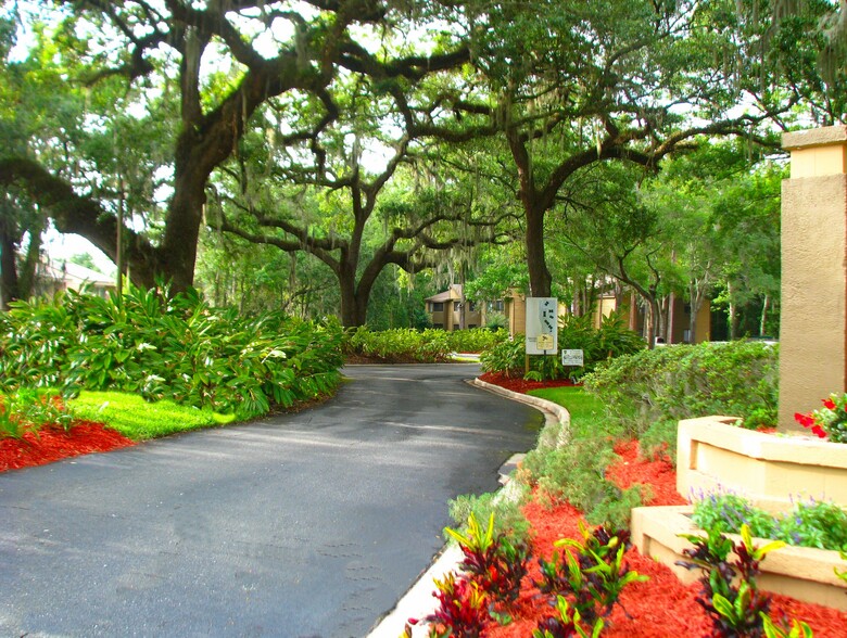 Primary Photo - Mandarin Lanai