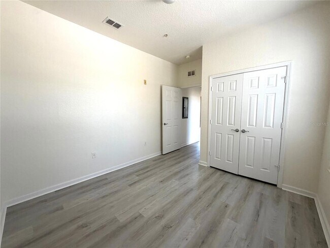 Building Photo - 6335 Contessa Dr