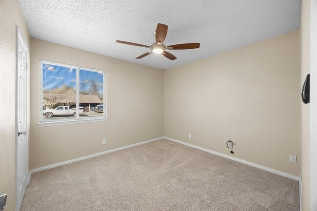 Building Photo - 6509 Krollton Dr