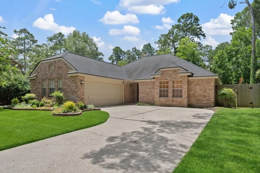 Building Photo - 3518 Grove Oaks Dr