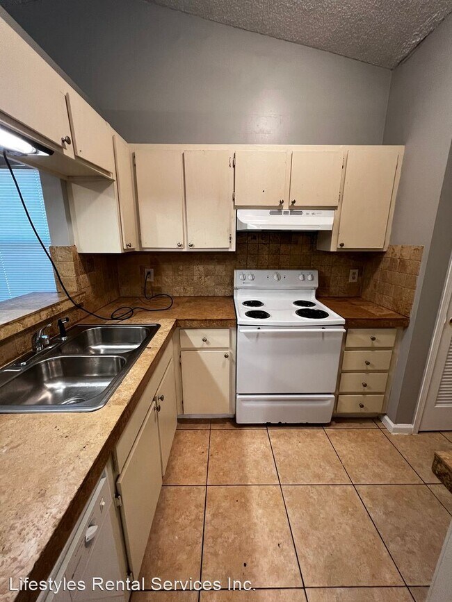 Building Photo - 4 br, 2 bath House - 11810 Mallard Lane