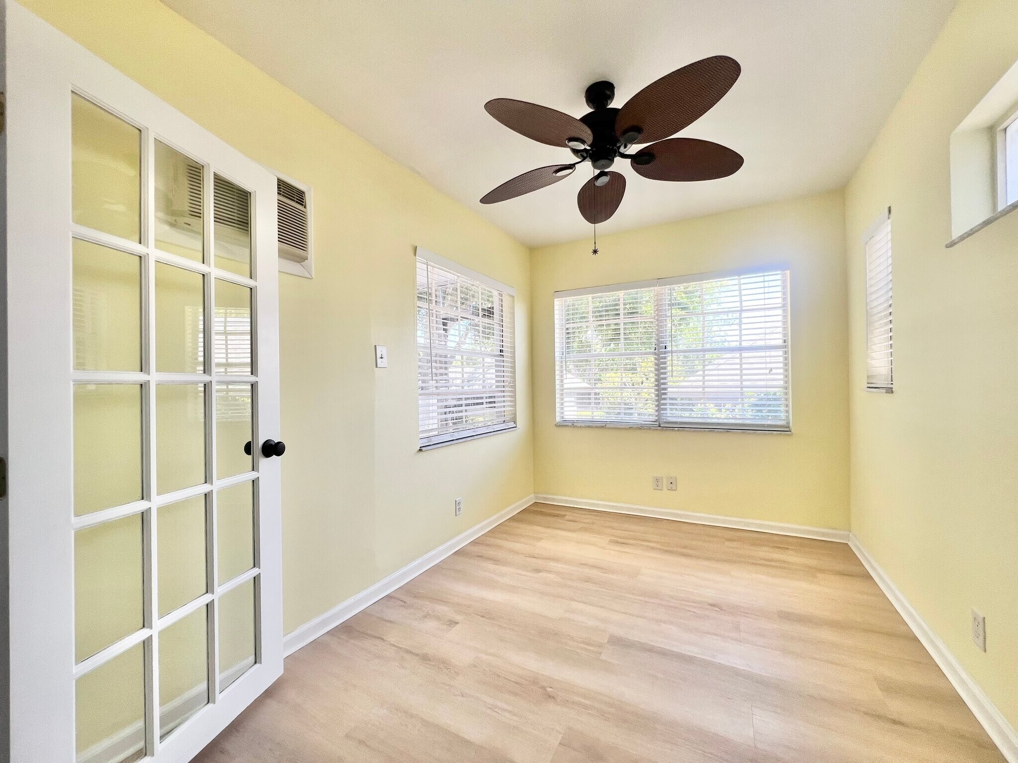 Building Photo - 1277 McMullen Booth Rd