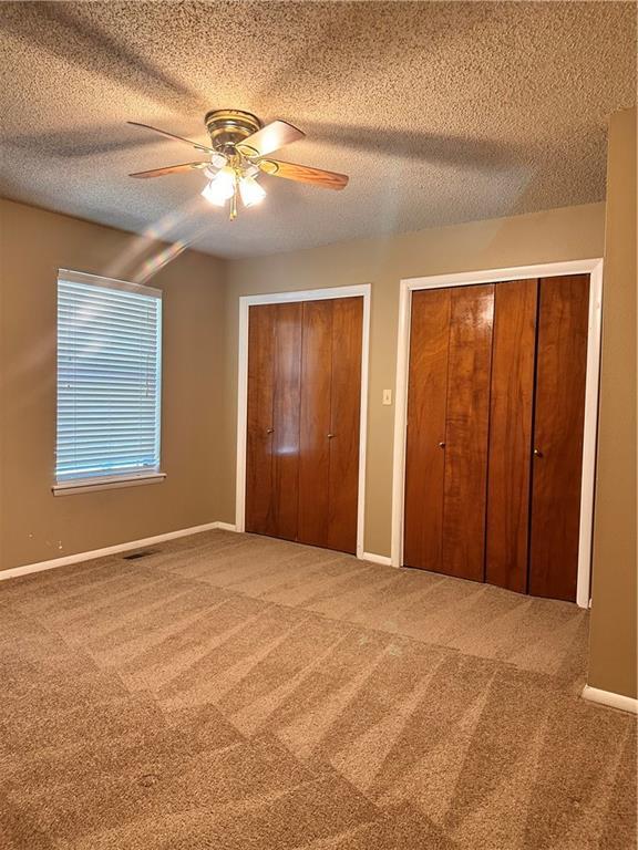 Building Photo - 2566 E Sweetbriar Dr