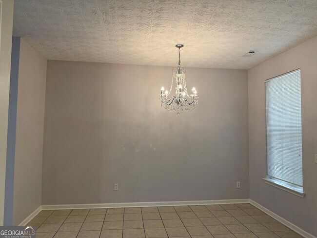 Building Photo - 1704 Camden Forrest Tr