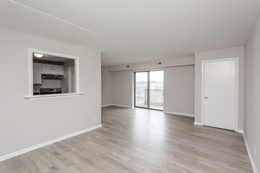 Building Photo - 1460 Fairlane Dr