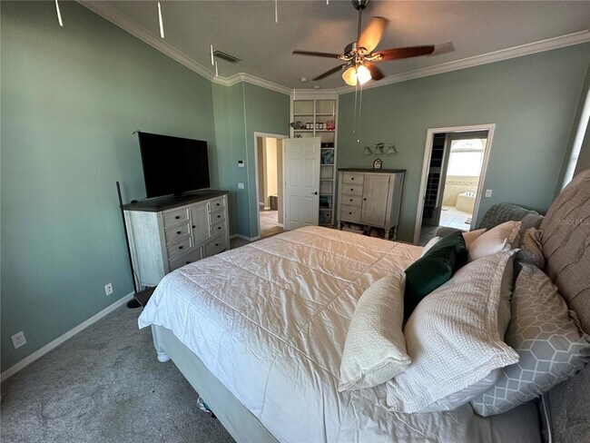 Building Photo - 4727 Spinnaker Dr