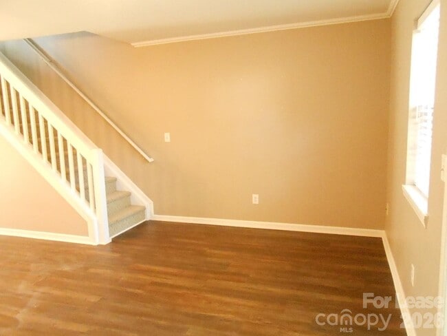 Building Photo - 10260 Reindeer Way Ln