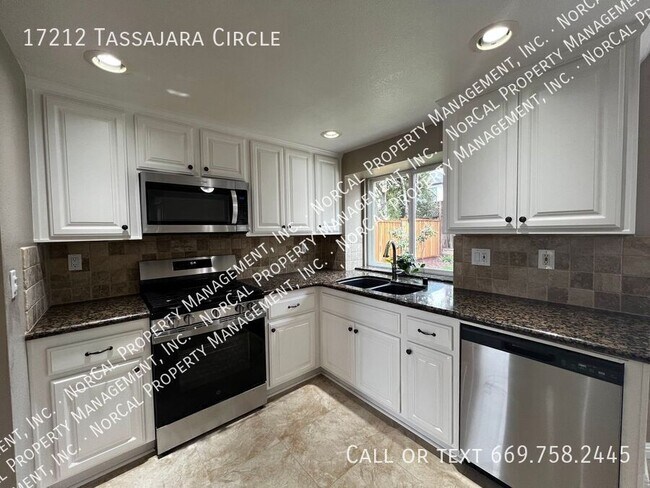 Building Photo - 17212 Tassajara Cir