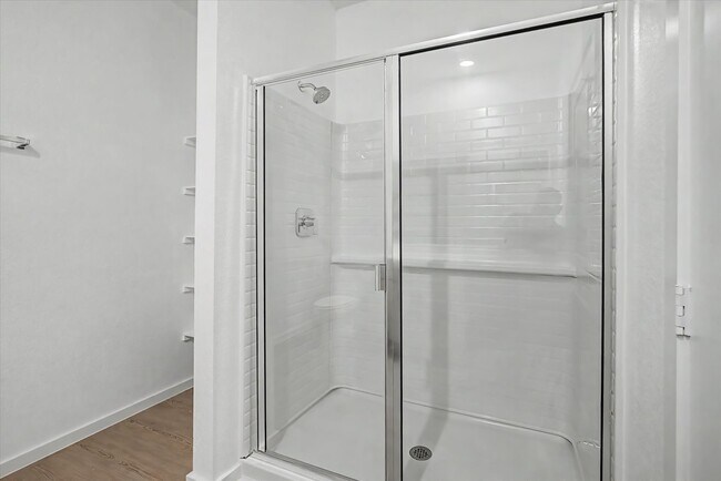Building Photo - 511 Louis Ln