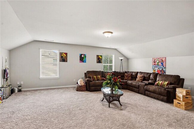 Building Photo - 521 Redchurch Dr