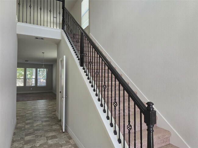 Building Photo - 40350 Bay Warbler Wy