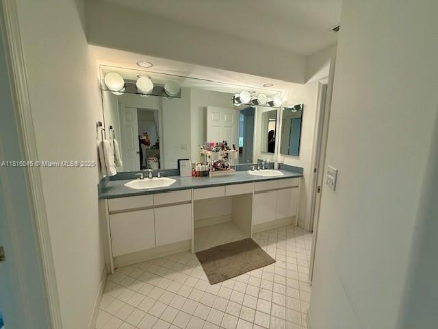 Building Photo - 2454 Bay Isle Ct