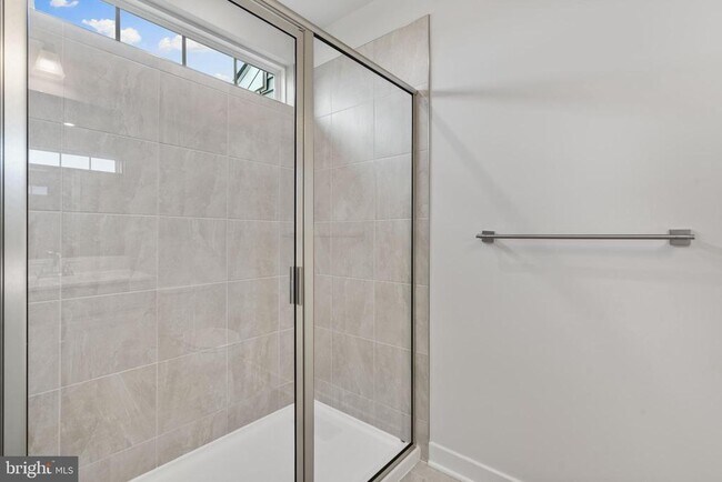 Building Photo - 1505 Wilmer Park Ln