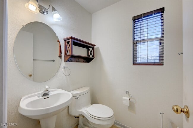 Building Photo - 9299 Adamshurst Ave