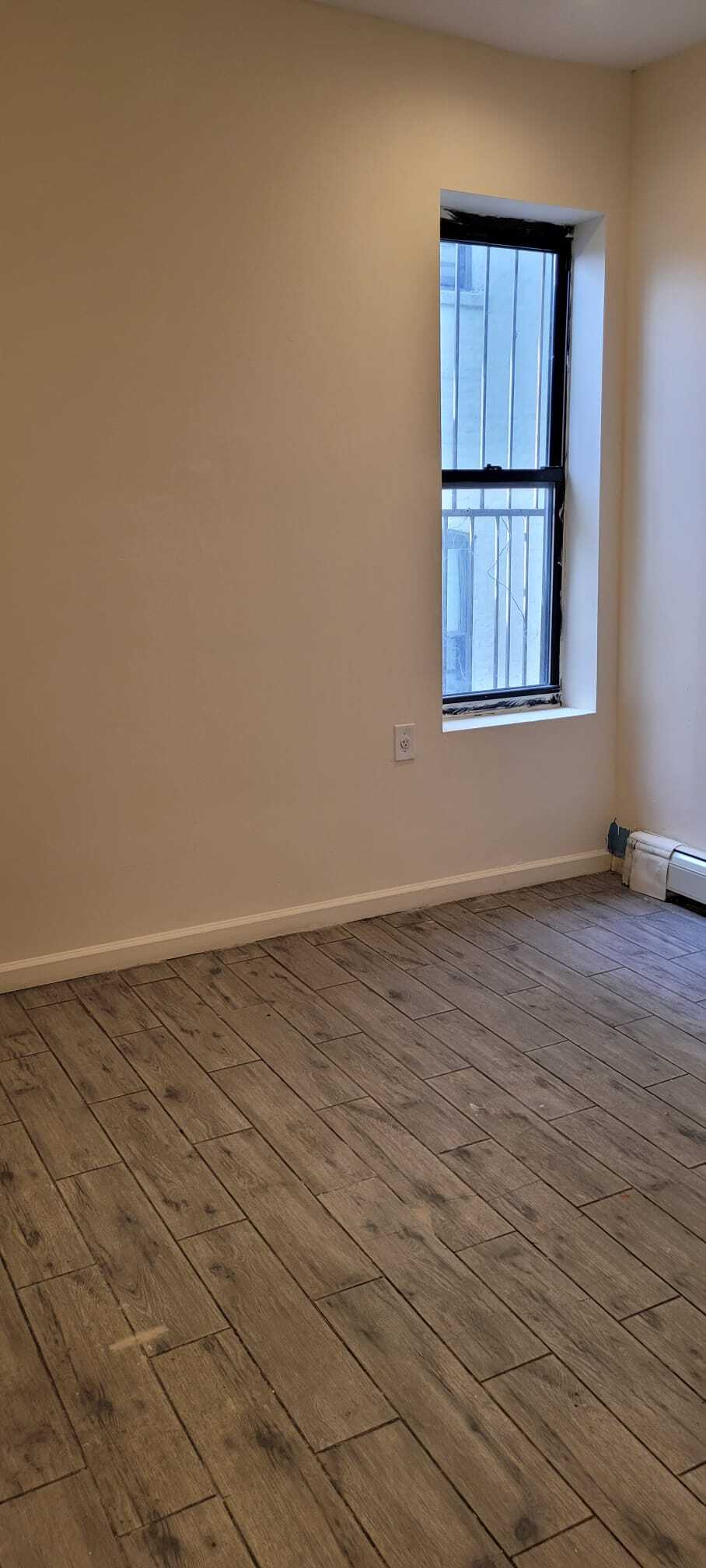 Building Photo - 1875 Carter Ave