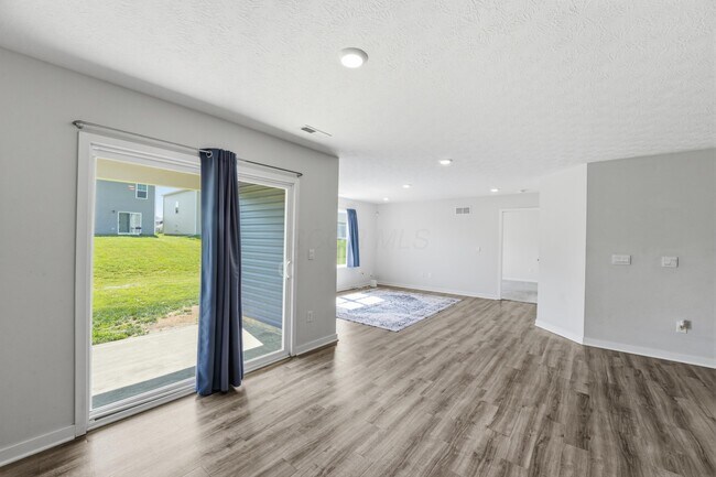 Building Photo - 3040 Wyntree Dr