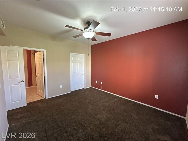 Building Photo - 1ST FLOOR UNIT IN POPULAR SILVERADO RANCH COMMUNITY!