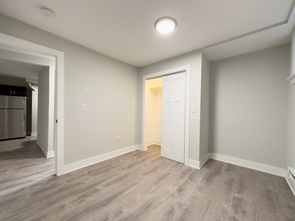 Building Photo - 4333 N Wolcott Ave