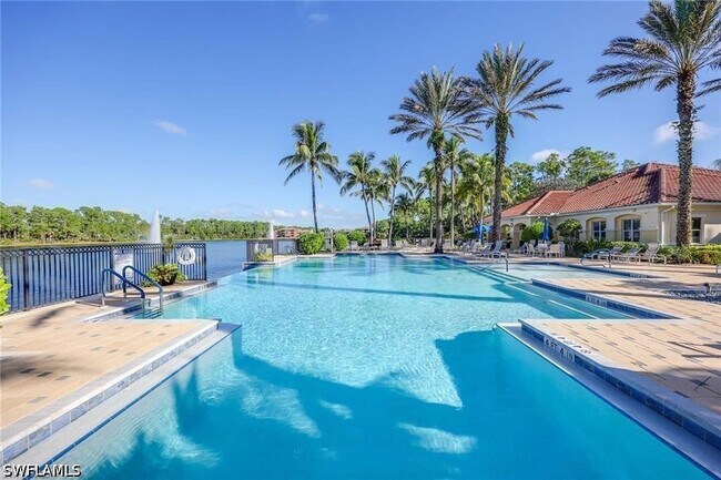 Building Photo - 1710 Tarpon Bay Dr S