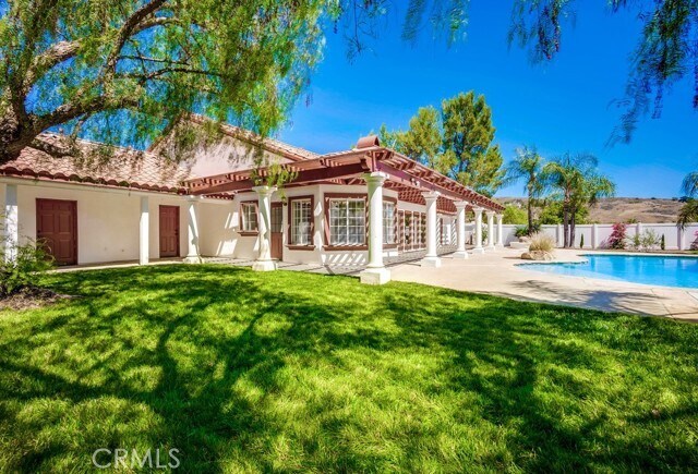 Building Photo - 39555 Ave Bonita
