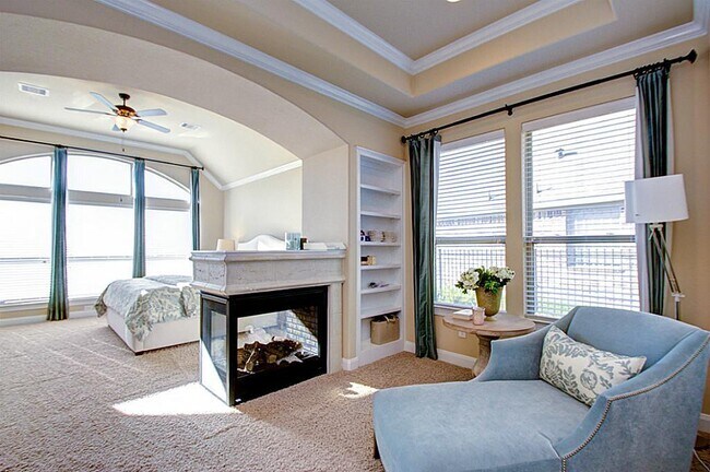 Building Photo - 10 Cayuga Pond Ct