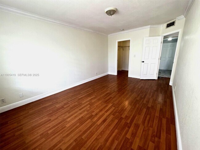 Building Photo - 8290 Lake Dr