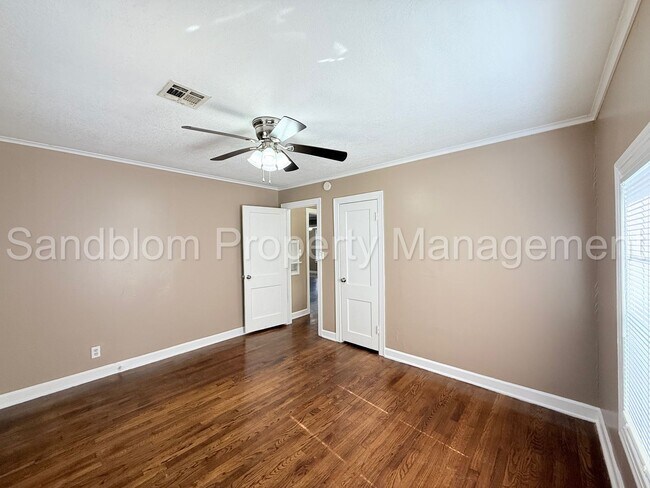 Building Photo - For Lease | Brookside | Available Now!