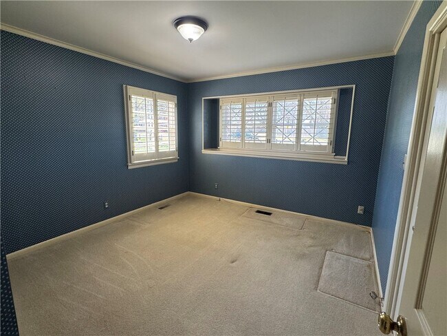 Building Photo - 1505 S Mt Olive St