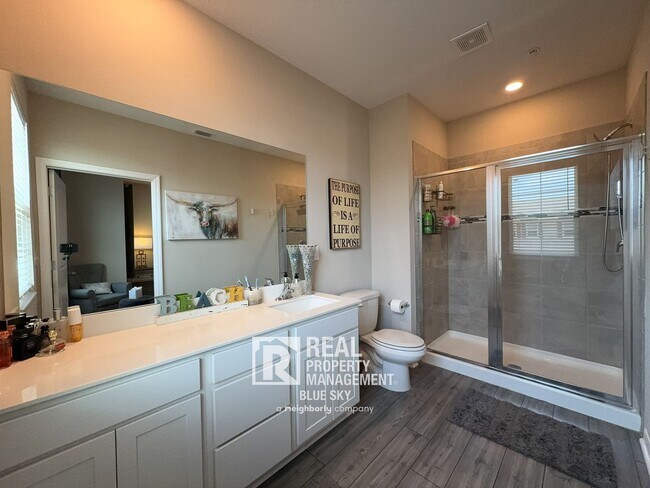 Building Photo - 5523 Wahoo Ct