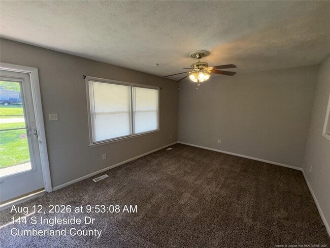 Building Photo - 144 S Ingleside Dr