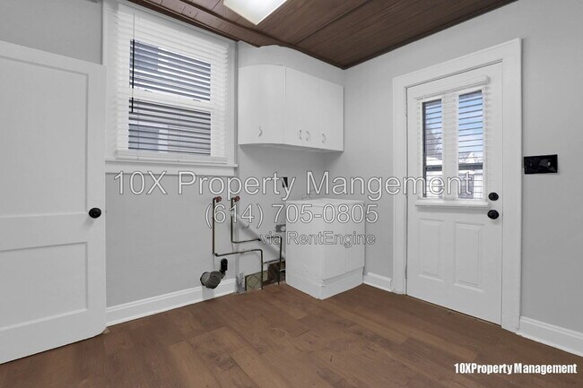 Building Photo - 563 S Burgess Ave
