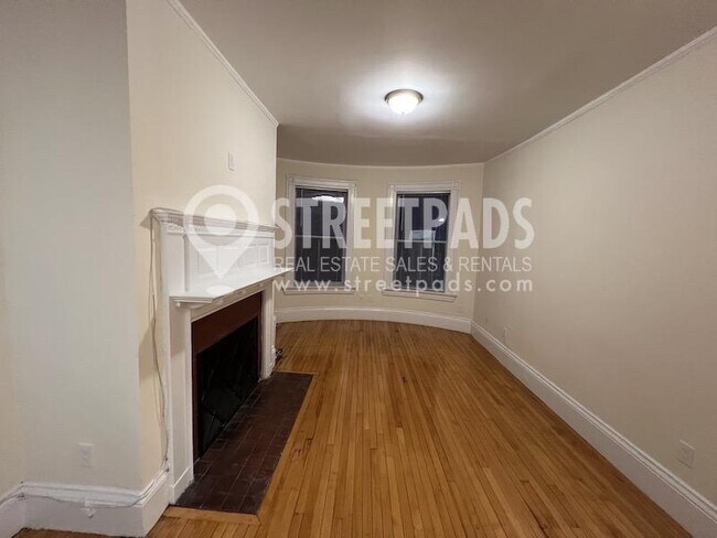 Building Photo - 1 bedroom in Cambridge MA 02138