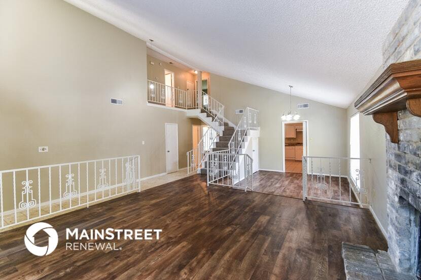 Building Photo - 2422 Hilton Head Dr