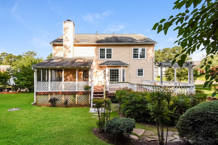Building Photo - 1502 Oakmoor Pl