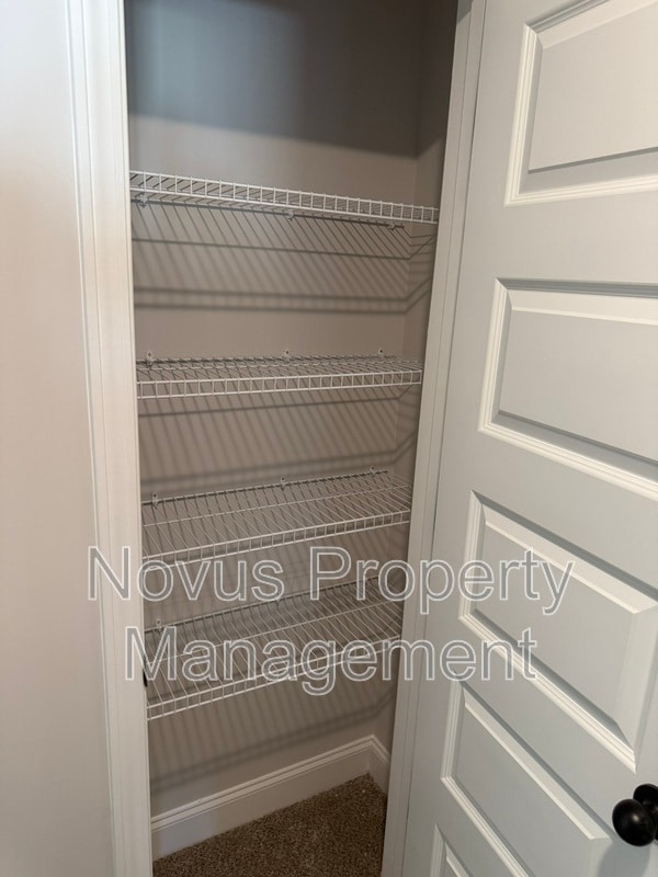 Building Photo - 108 Crestpoint Rd