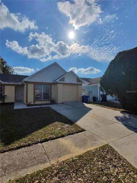Building Photo - 1912 Crown Park Dr