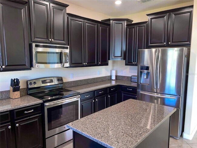 Building Photo - 13314 Wellington Hills Dr