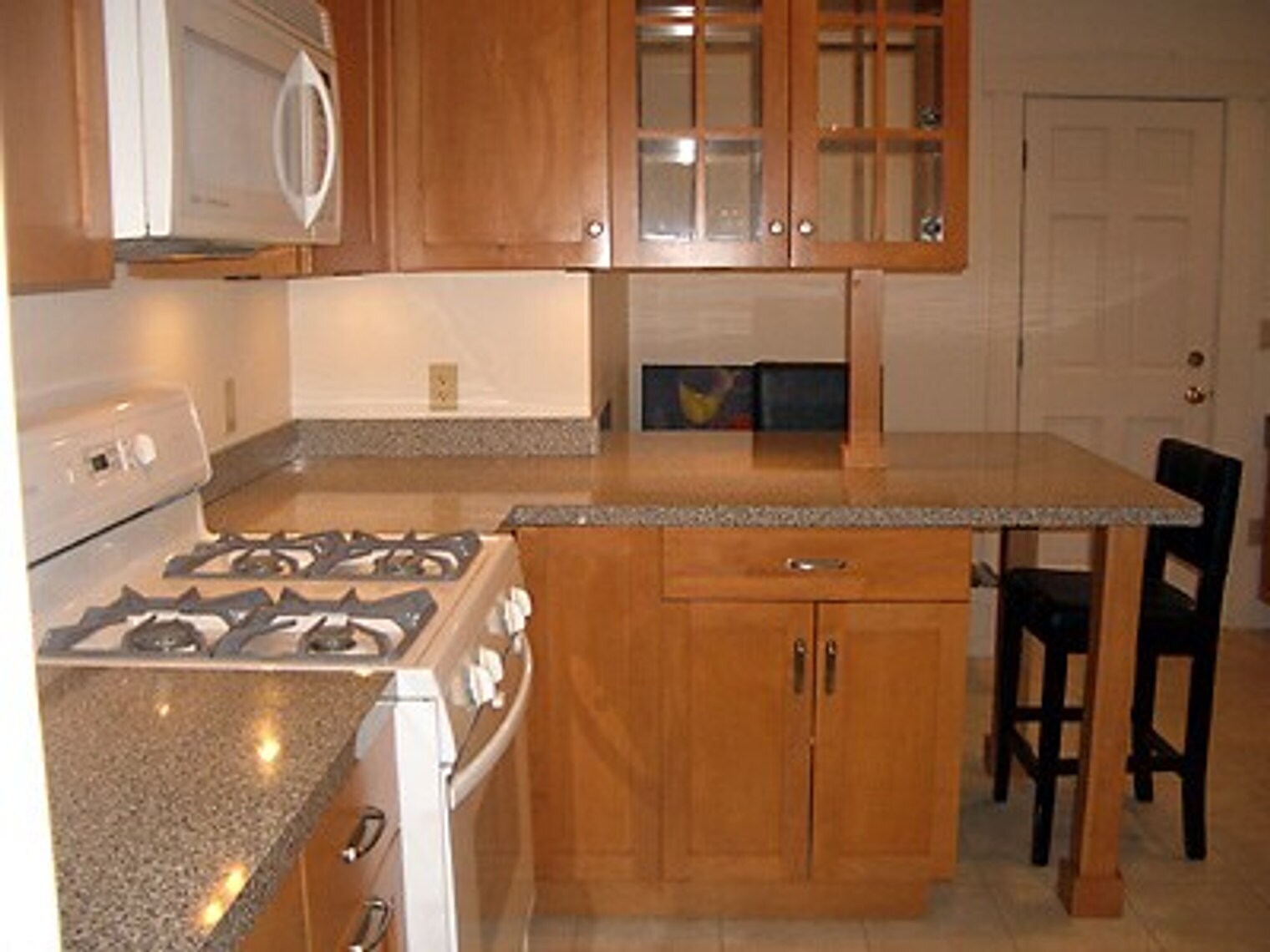 Building Photo - 515 21st Ave E