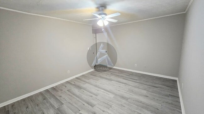 Building Photo - 2646 Briarwood Dr SE
