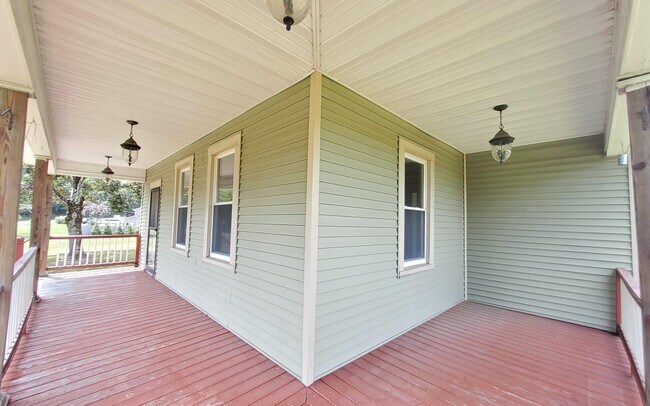 Building Photo - 351 Harriman Heights Rd