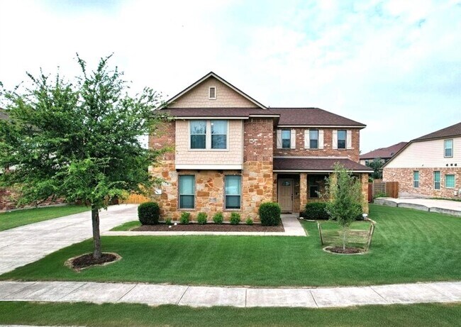 Primary Photo - 705 Autumn Sage Way