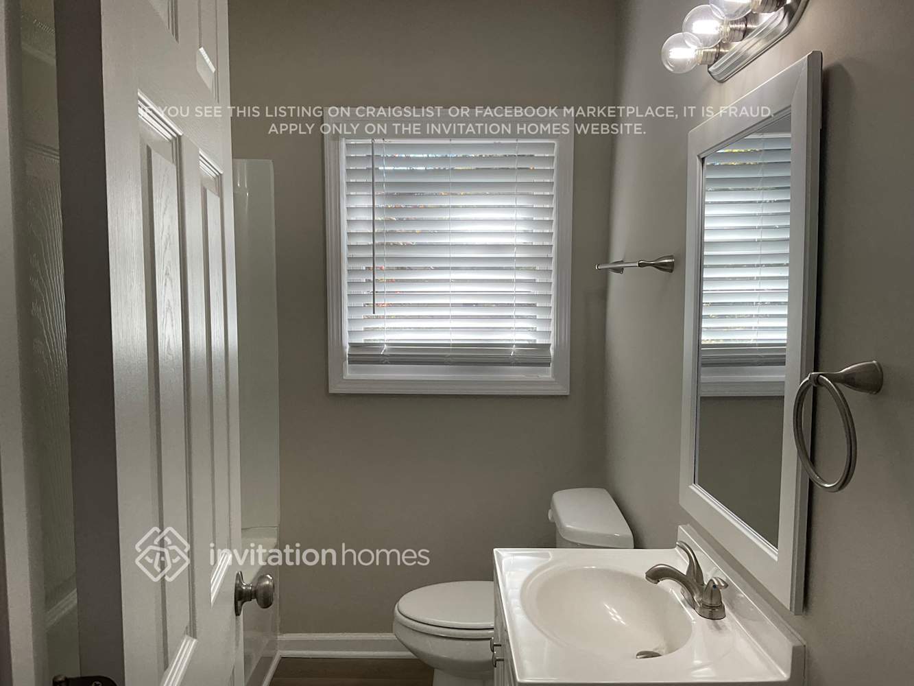 Building Photo - 2264 Headland Dr