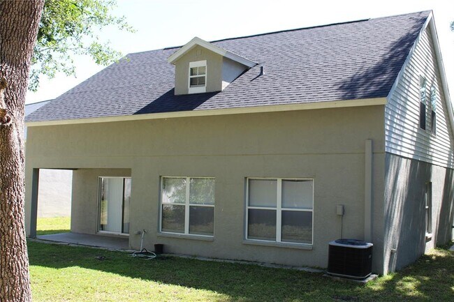 Building Photo - 16111 Stags Leap Dr
