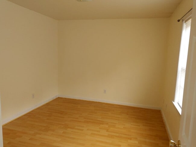 Building Photo - Look what I have for YOU