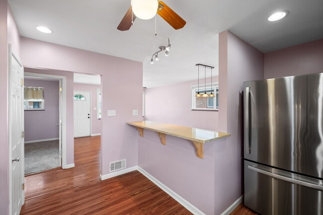 Building Photo - 4164 Kettler Rd