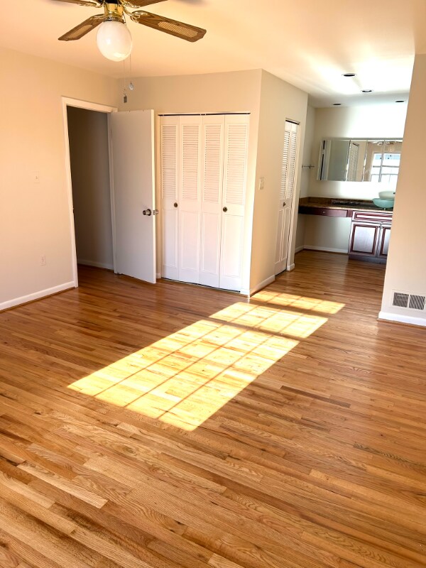 Building Photo - 2802 Curry Dr