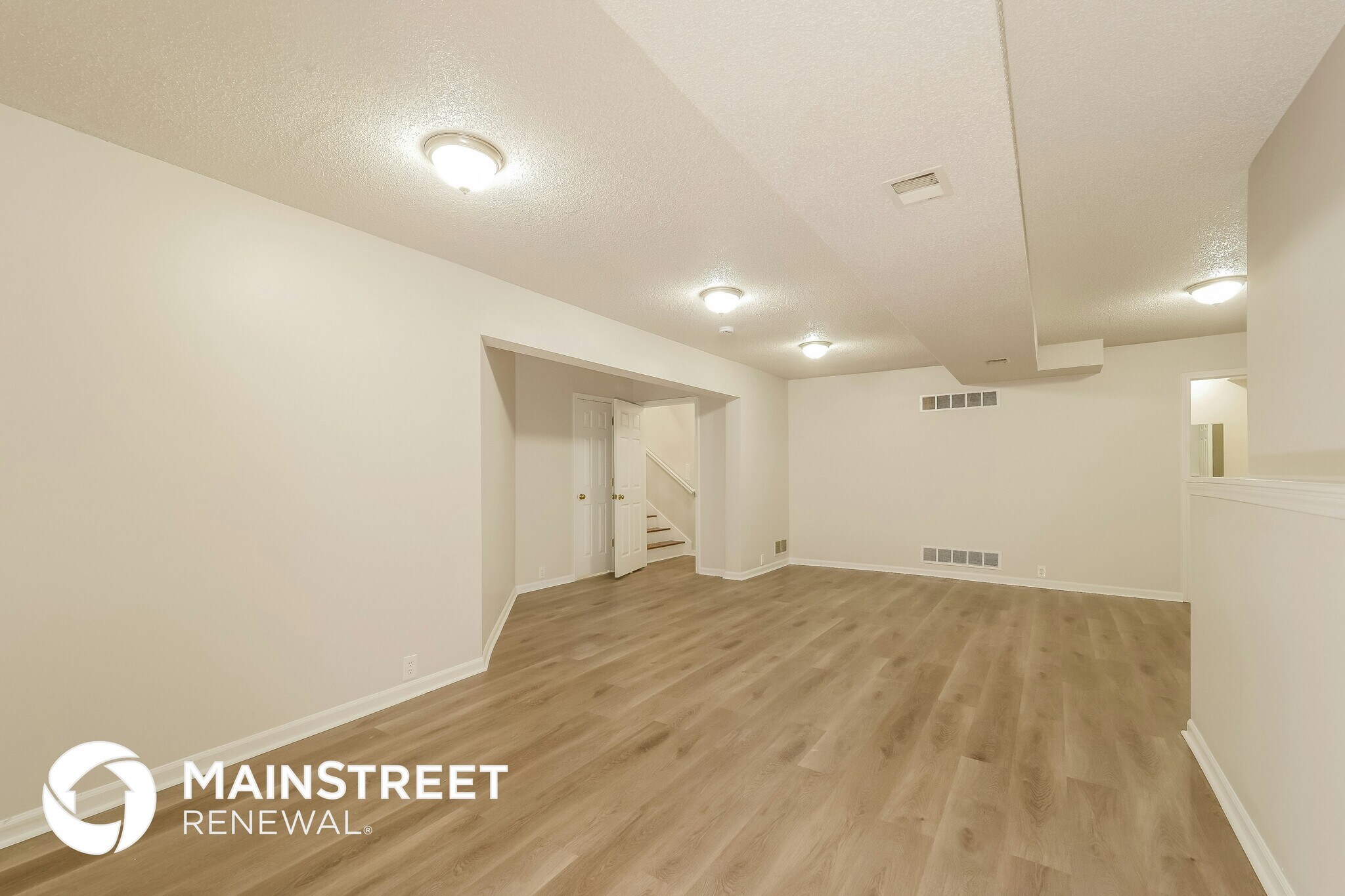 Building Photo - 2121 SE 7th St