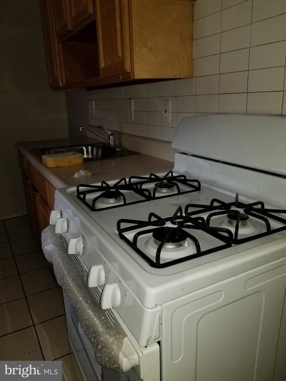 Building Photo - 1264 Decatur St