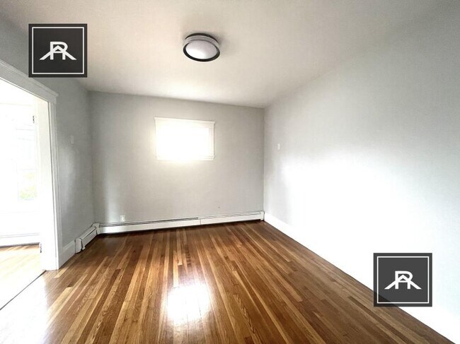 Building Photo - 3 bedroom in Brighton MA 02135