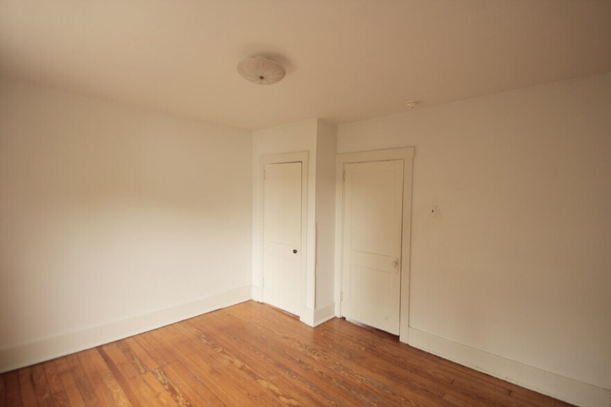 Building Photo - 609 Mifflin Ave